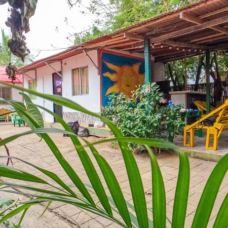 Palomino Hostel Екстер'єр фото