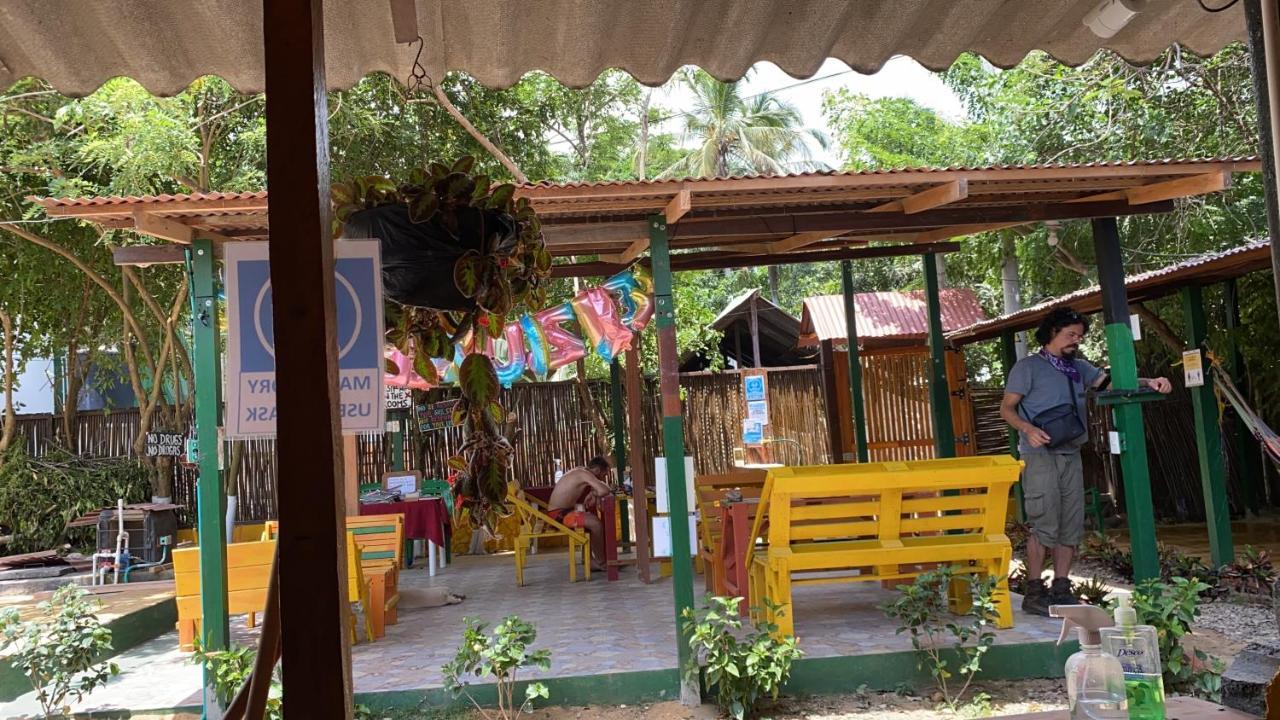 Palomino Hostel Екстер'єр фото