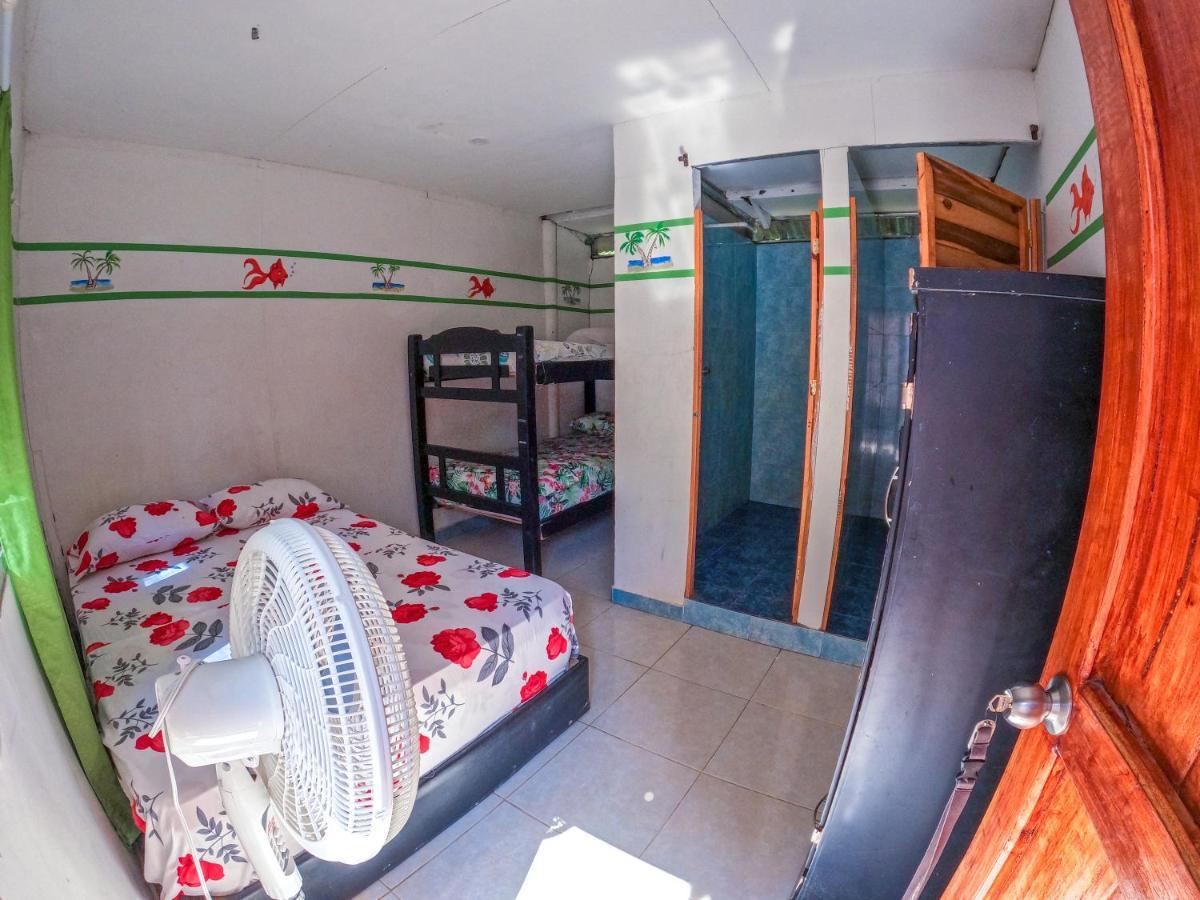 Palomino Hostel Екстер'єр фото