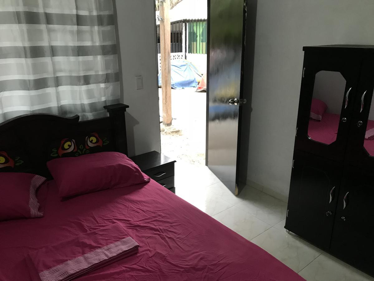 Palomino Hostel Екстер'єр фото